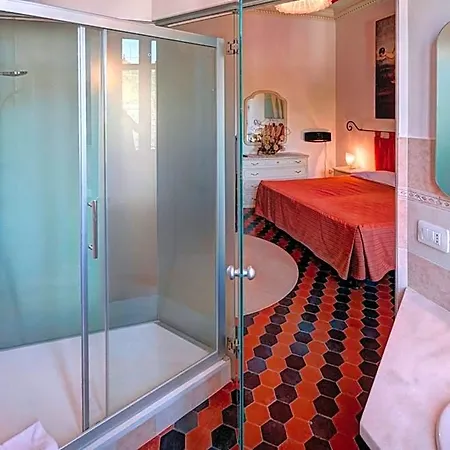 Апарт-отель Raffaello Dimora Storica Con Piscina Panoramica Nelle Marche 4*
