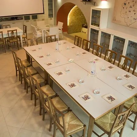 Hotel apartamentowy Raffaello Sassoferrato