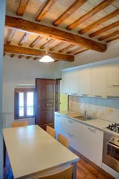 Raffaello Dimora Storica Con Piscina Panoramica Nelle Marche 4* Sassoferrato