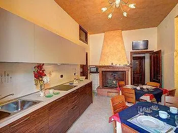Raffaello Dimora Storica Con Piscina Panoramica Nelle Marche 4* Sassoferrato