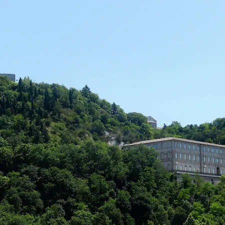 Hotel apartamentowy Raffaello 4*