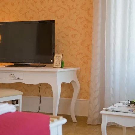 Aparthotel Raffaello 4*