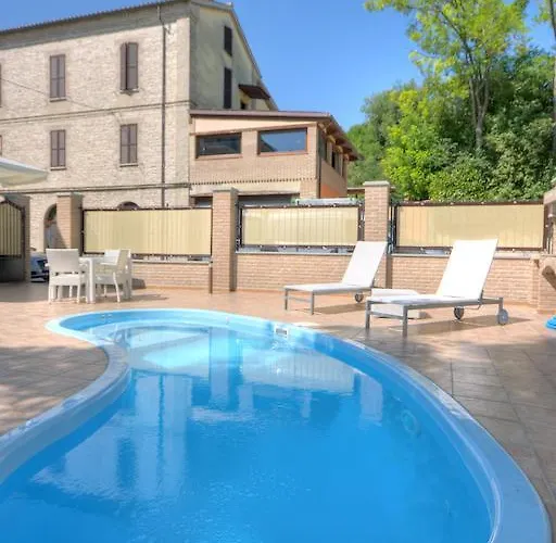 Aparthotel Raffaello 4*